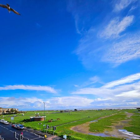 Seaview 2 Bedroom Apartment Littlehampton Esterno foto