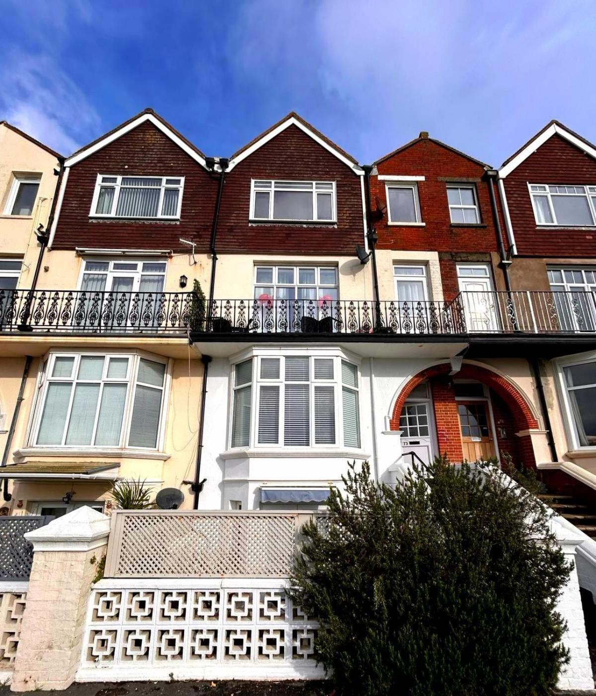 Seaview 2 Bedroom Apartment Littlehampton Esterno foto